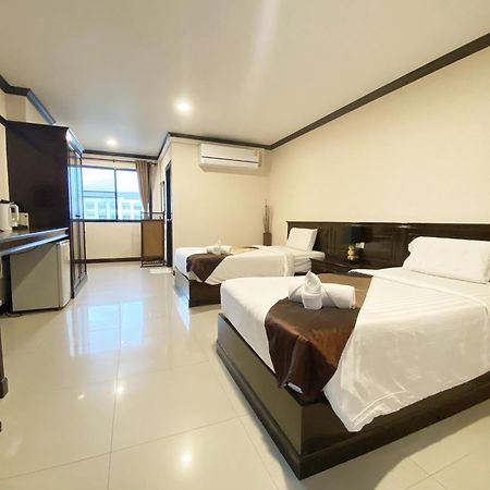Romena Grand Hotel Chiang Mai Extérieur photo