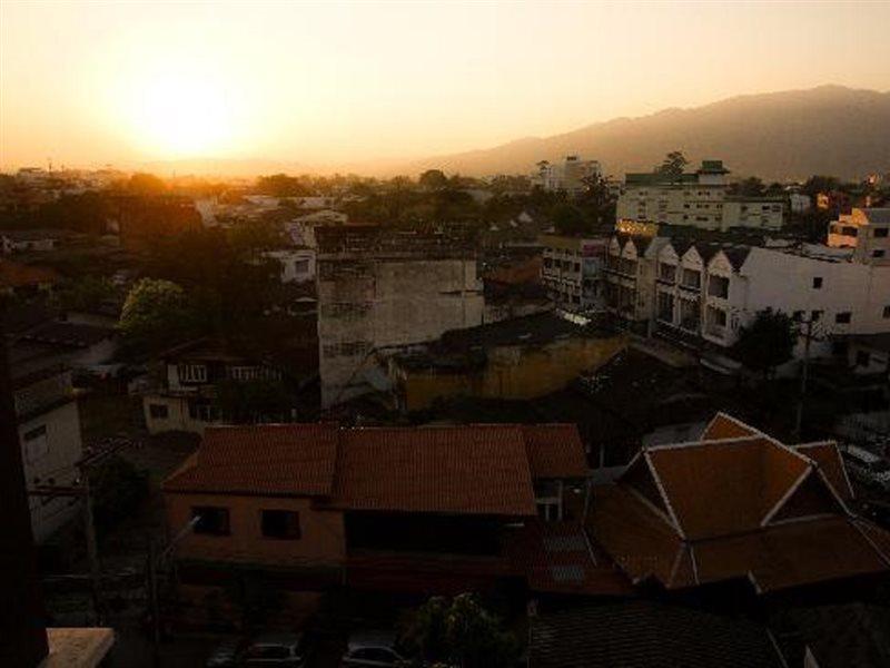 Romena Grand Hotel Chiang Mai Extérieur photo