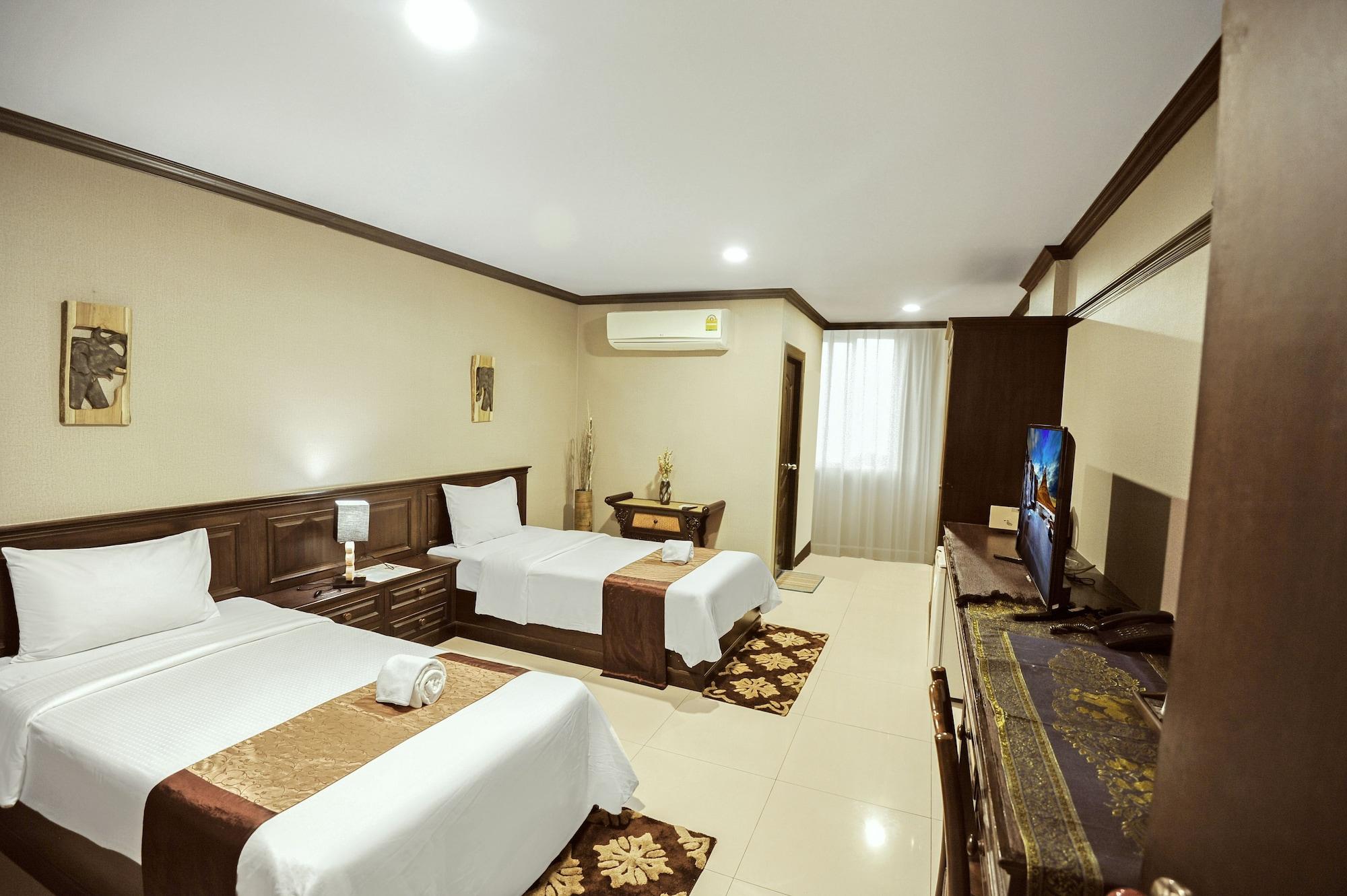 Romena Grand Hotel Chiang Mai Extérieur photo