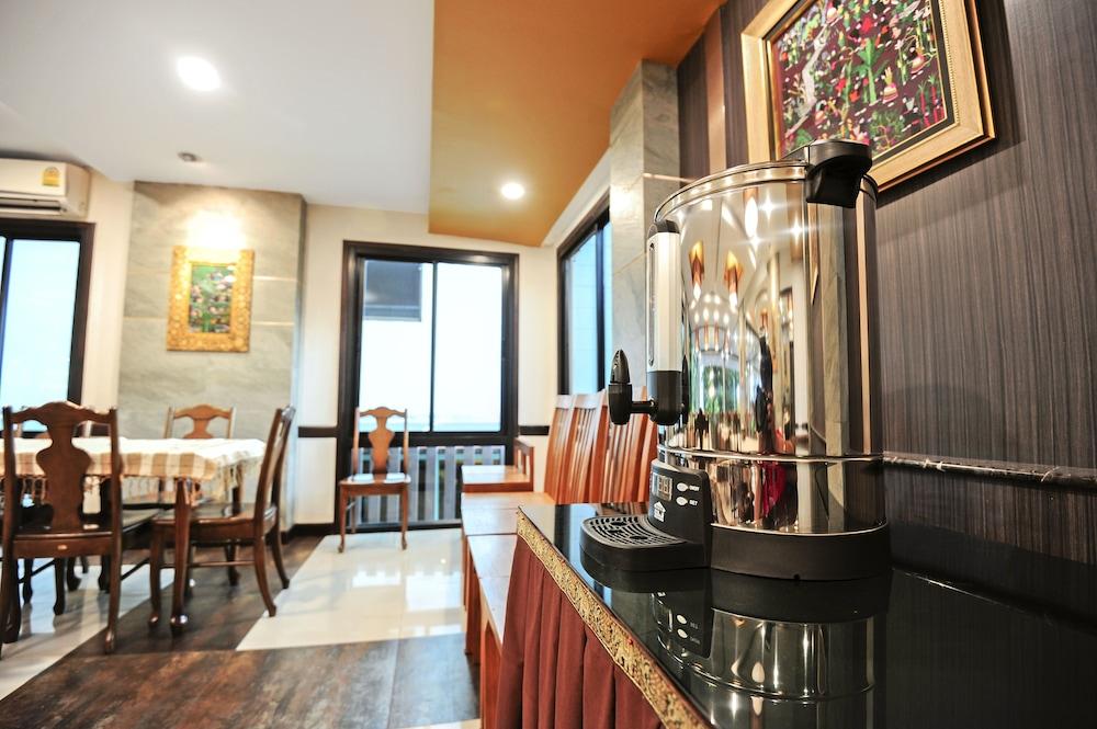 Romena Grand Hotel Chiang Mai Extérieur photo