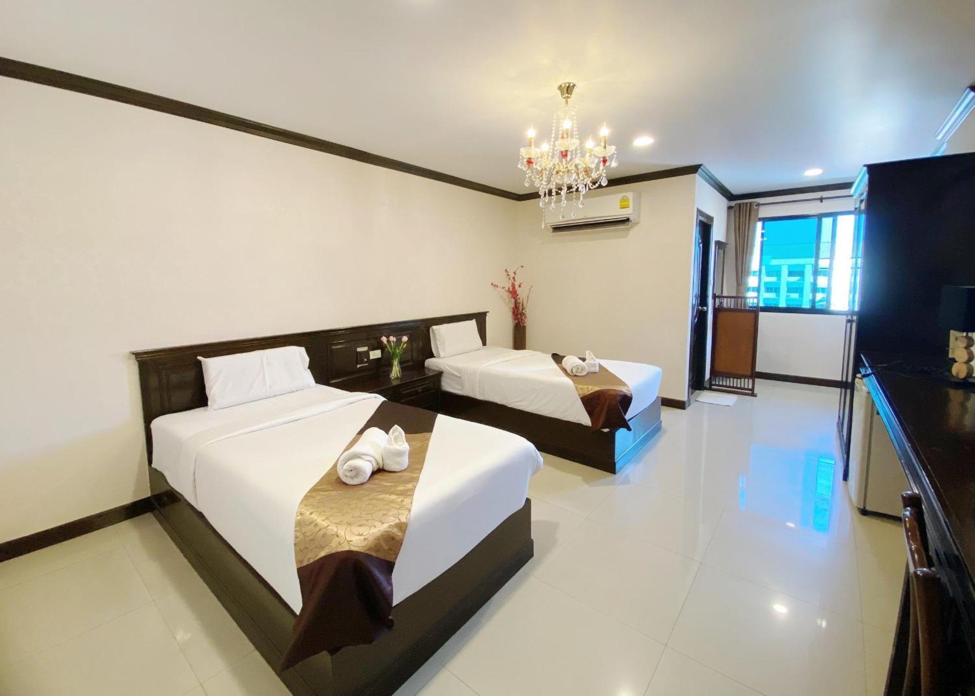 Romena Grand Hotel Chiang Mai Extérieur photo