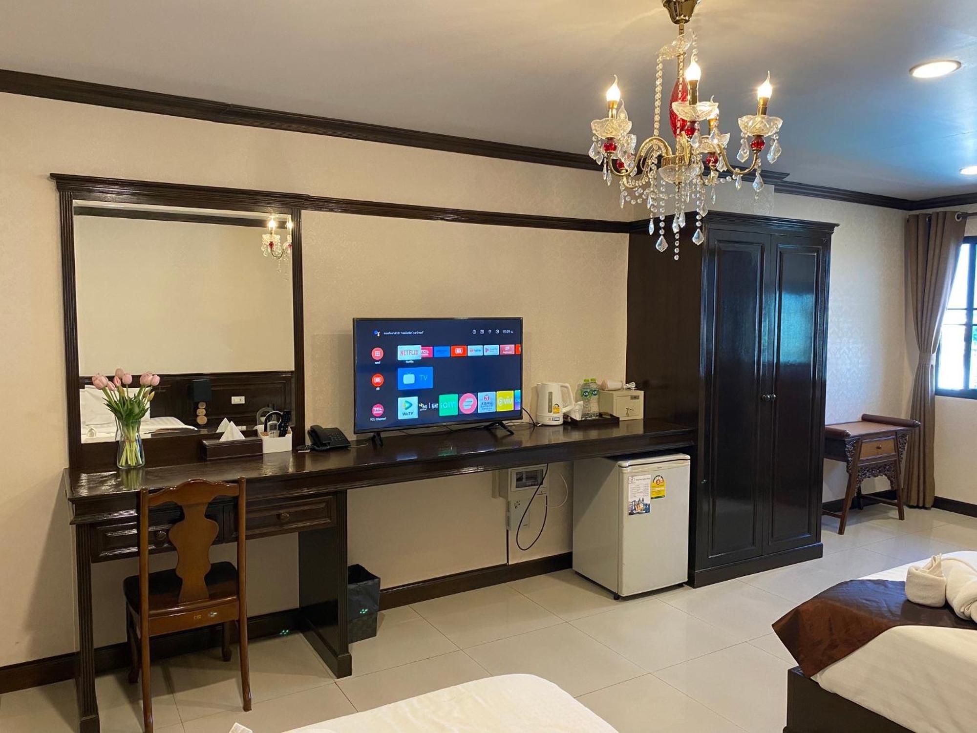 Romena Grand Hotel Chiang Mai Extérieur photo